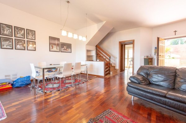 casa indipendente in vendita a Roma in zona Torrino
