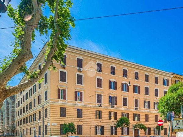 appartamento in vendita a Roma in zona Della Vittoria