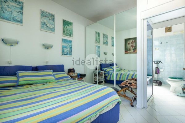 appartamento in vendita a Roma in zona Ostiense