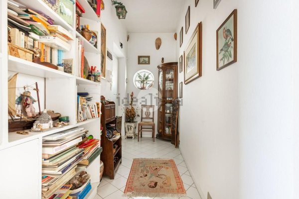 appartamento in vendita a Roma in zona Ostiense