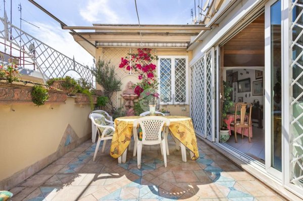 appartamento in vendita a Roma in zona Ostiense