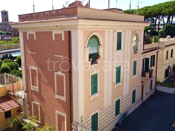 appartamento in vendita a Roma in zona Aurelio