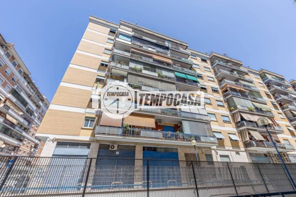 appartamento in vendita a Roma in zona Tuscolano