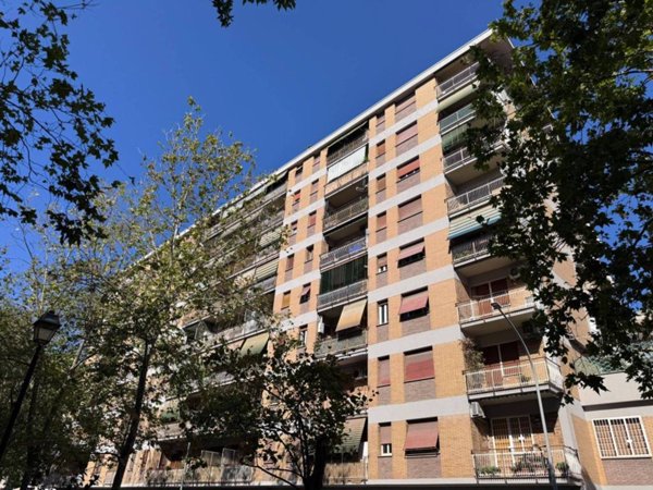 appartamento in vendita a Roma in zona Cinecittà