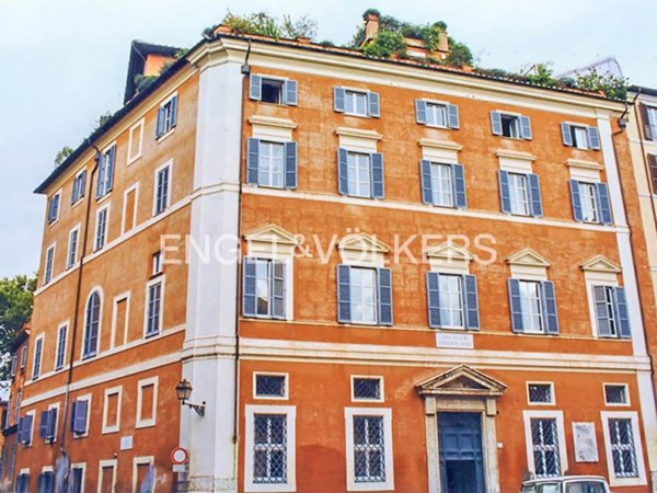 appartamento in vendita a Roma in zona Centro Storico