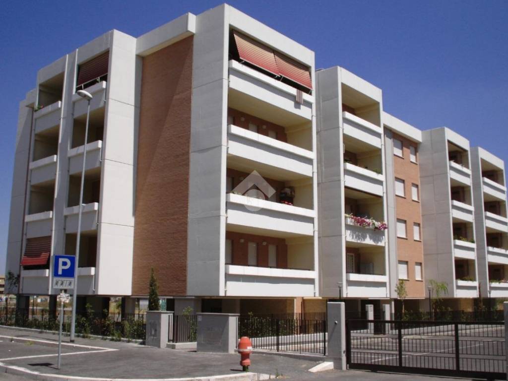 appartamento in vendita a Roma in zona Ponte di Nona