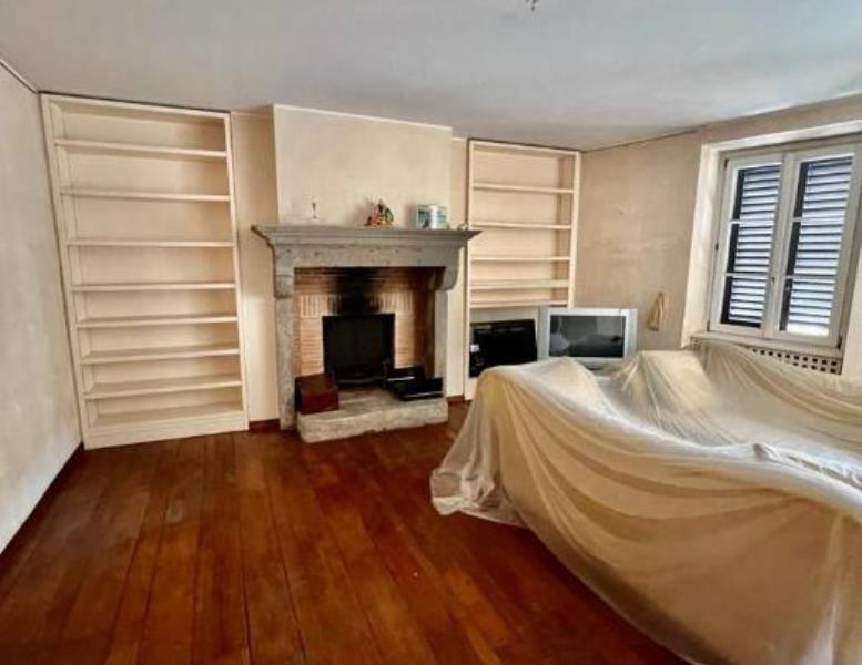 appartamento in vendita a Roma in zona Trevi-Colonna