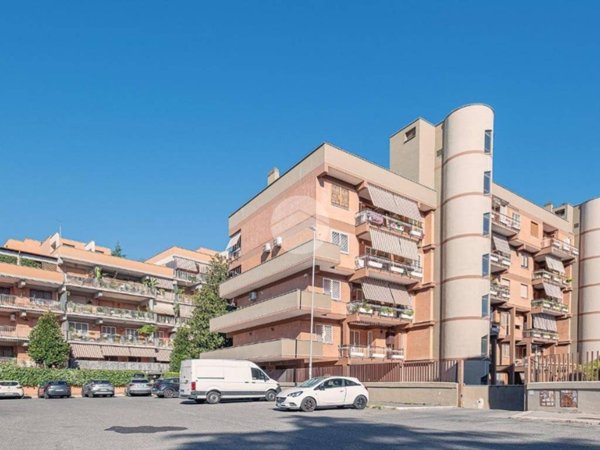 appartamento in vendita a Roma in zona Torrino