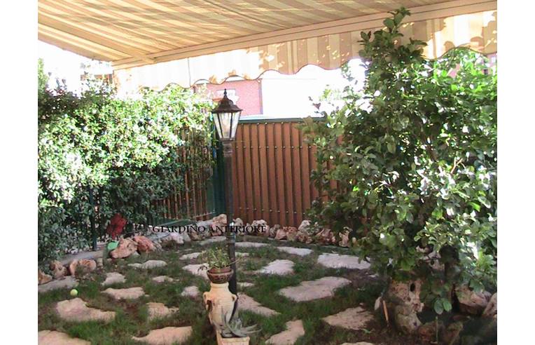 casa indipendente in vendita a Roma in zona Tuscolano