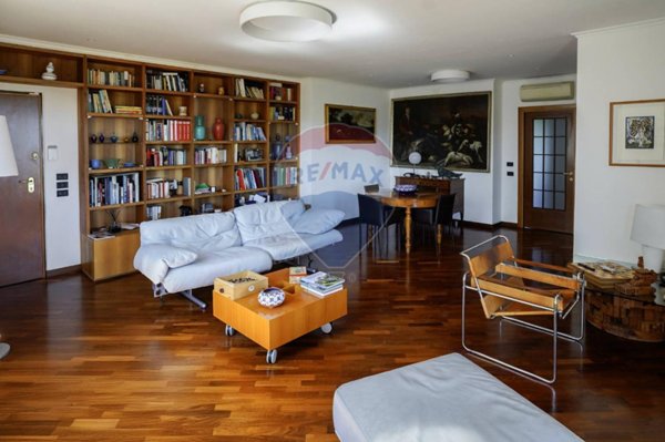 appartamento in vendita a Roma in zona Torrino
