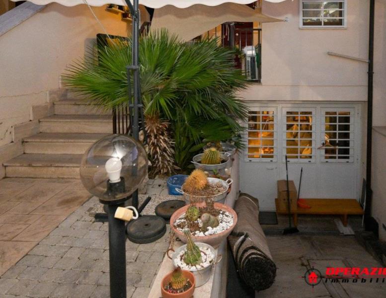 casa indipendente in vendita a Roma in zona Acilia