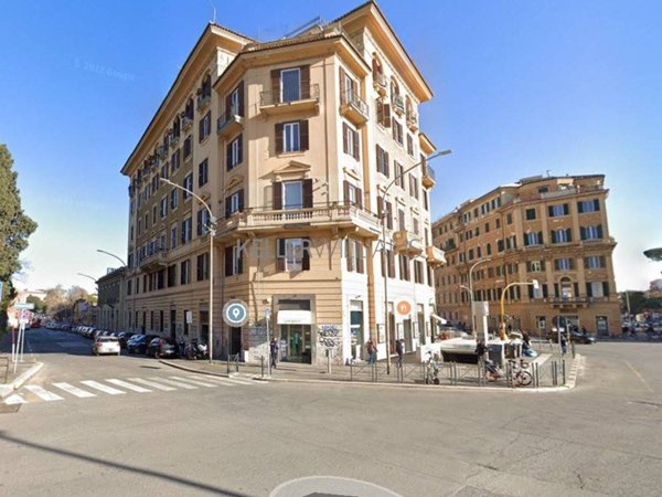 negozio in vendita a Roma