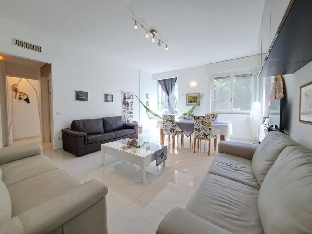 appartamento in vendita a Roma in zona Ostia