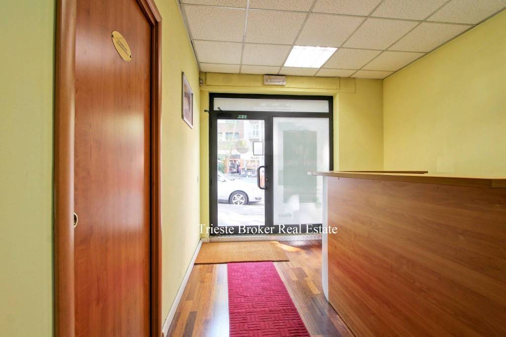 locale commerciale in vendita a Roma in zona Nomentano