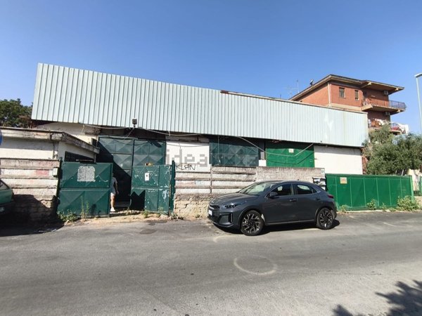 terreno edificabile in vendita a Roma in zona Tor Bella Monaca