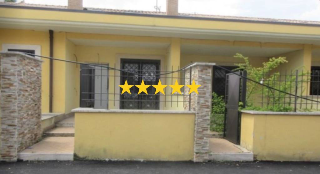 casa indipendente in vendita a Roma in zona Torre Gaia