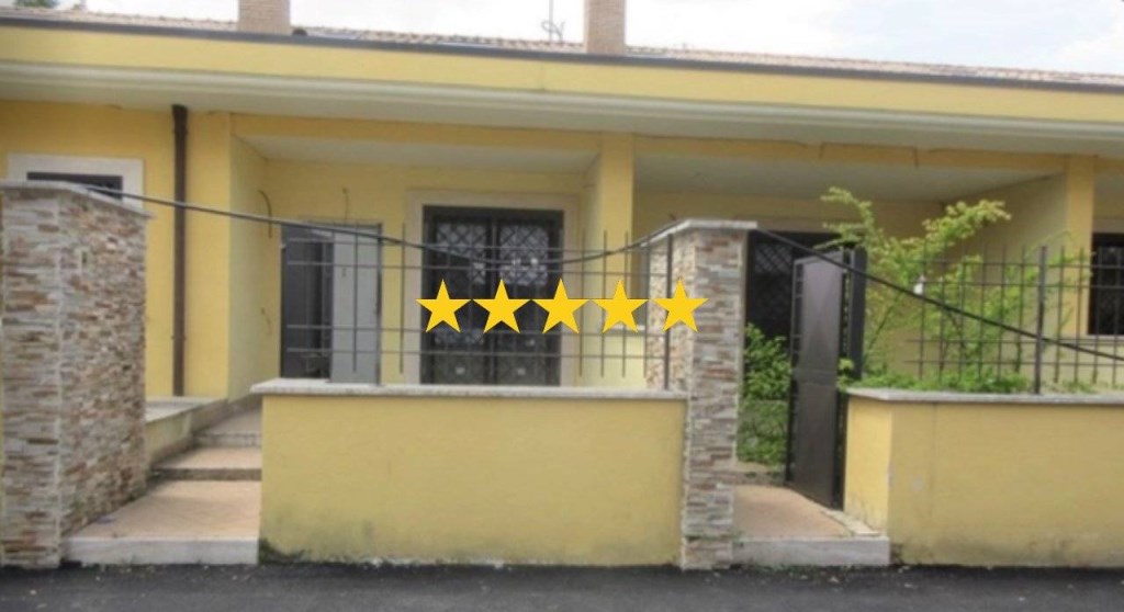 casa indipendente in vendita a Roma in zona Torre Gaia