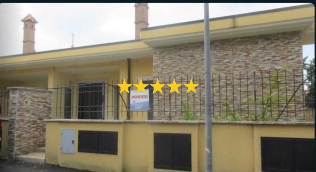 casa indipendente in vendita a Roma in zona Torre Gaia