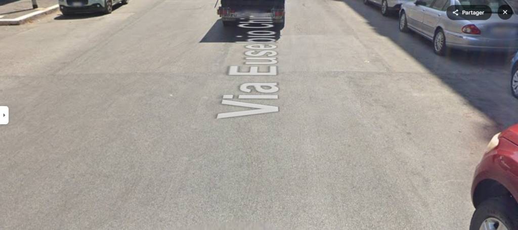 appartamento in vendita a Roma in zona Ardeatino