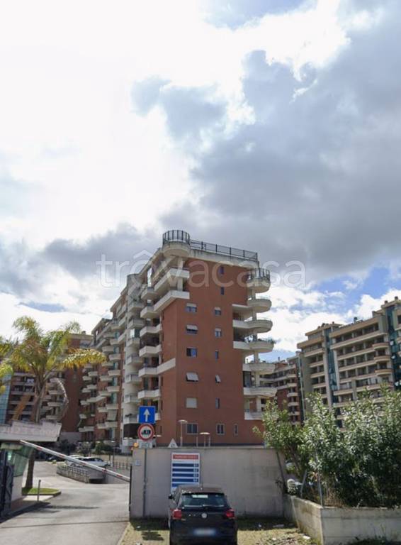 appartamento in vendita a Roma in zona Acilia