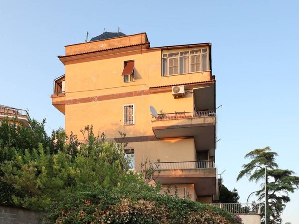 appartamento in vendita a Roma in zona Vitinia