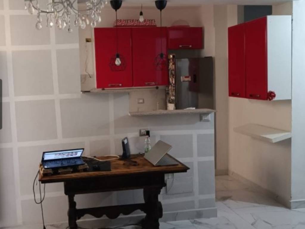 appartamento in vendita a Roma in zona Appio Latino