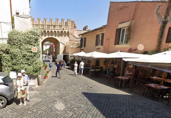 casa indipendente in vendita a Roma in zona Trastevere