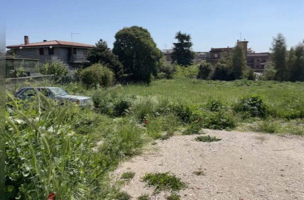 terreno agricolo in vendita a Roma in zona Case Rosse