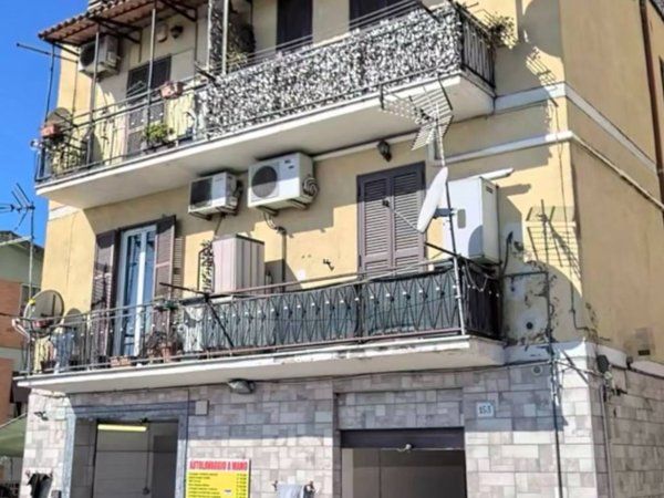 appartamento in vendita a Roma in zona Prima Porta