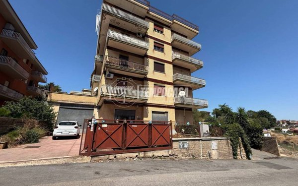 negozio in vendita a Roma in zona Ottavia