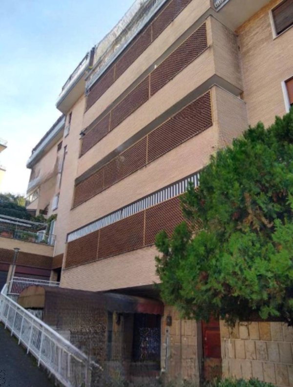appartamento in vendita a Roma in zona Tor di Quinto