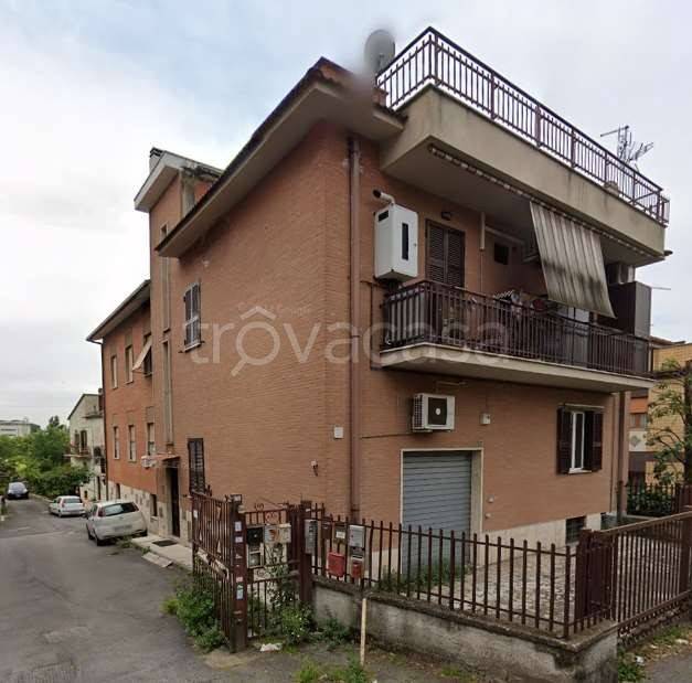 appartamento in vendita a Roma in zona Tor Sapienza