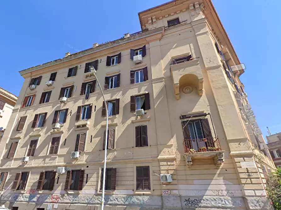 appartamento in vendita a Roma in zona Ostiense