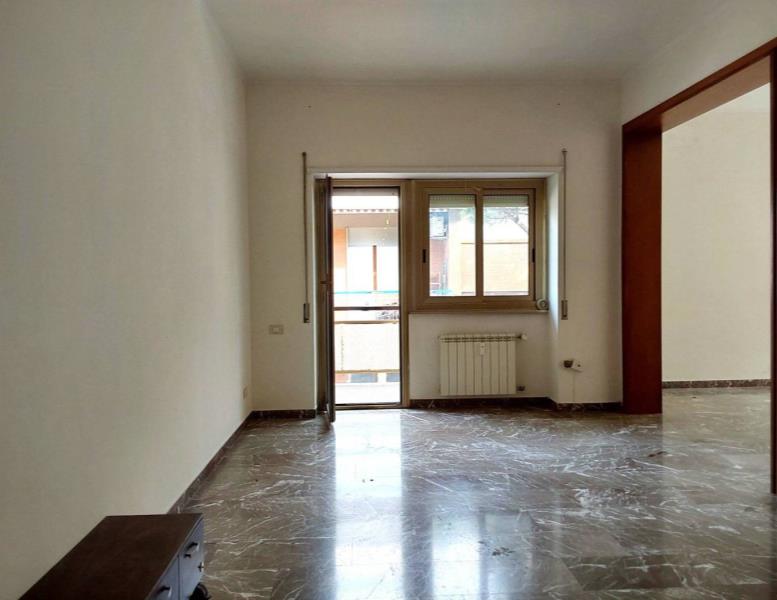appartamento in vendita a Roma in zona Ostia