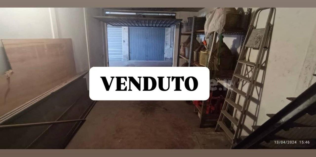 negozio in vendita a Roma in zona Tor di Quinto