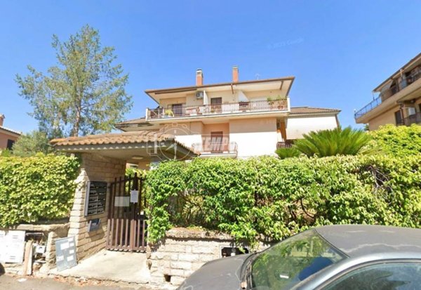 appartamento in vendita a Roma in zona Palmarola