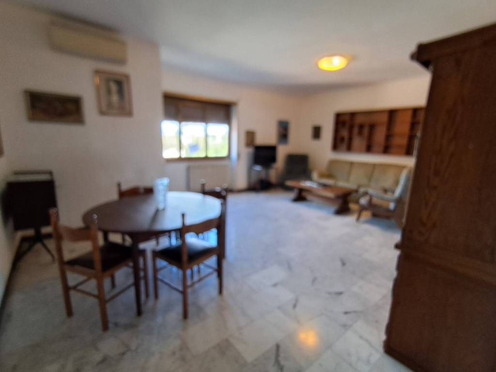 appartamento in vendita a Roma in zona Portuense