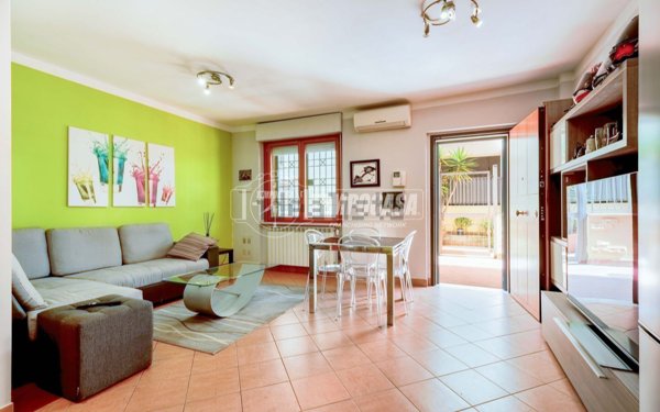 appartamento in vendita a Roma in zona Tor di Valle