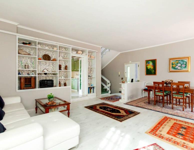 casa indipendente in vendita a Roma in zona Axa