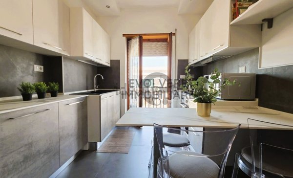 appartamento in vendita a Roma in zona Romanina