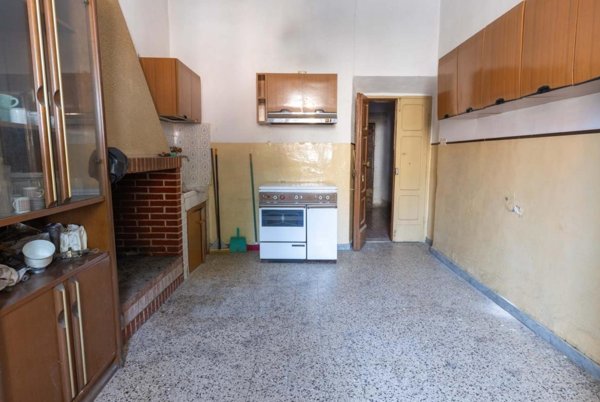 appartamento in vendita a Roma in zona Esquilino
