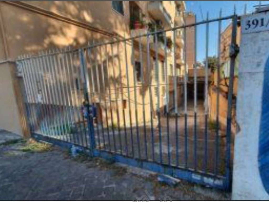 negozio in vendita a Roma in zona Tiburtino