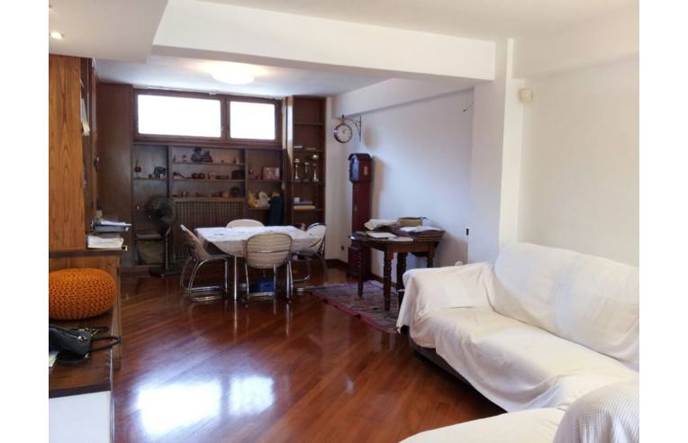appartamento in vendita a Roma in zona Mostacciano