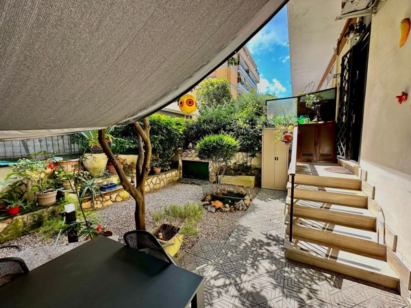 appartamento in vendita a Roma in zona Ostia