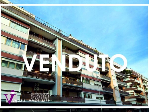 appartamento in vendita a Roma in zona Castel Fusano
