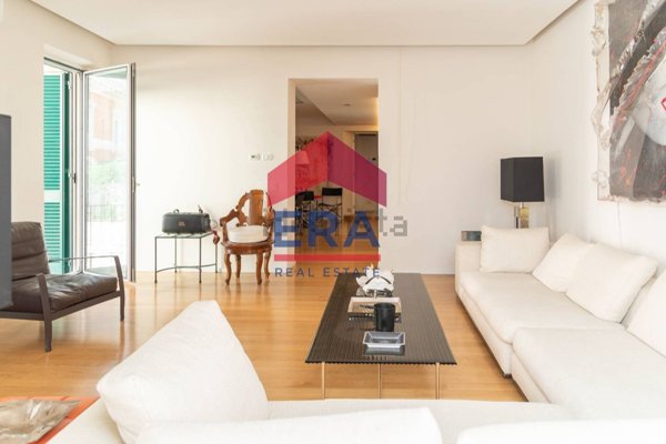 appartamento in vendita a Roma in zona Trastevere