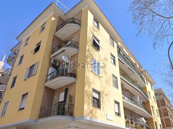 appartamento in vendita a Roma in zona Portuense