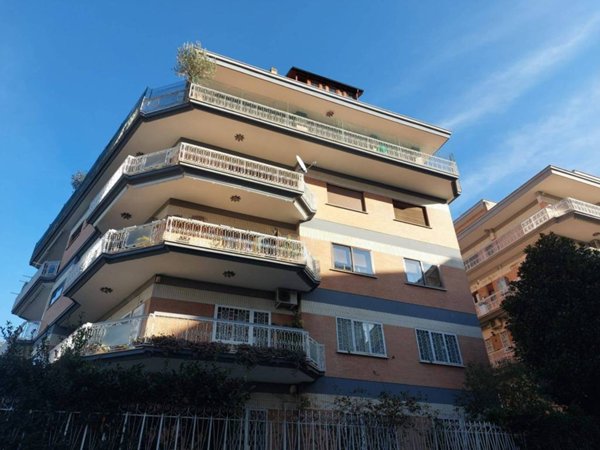 appartamento in vendita a Roma in zona Monte Sacro/Talenti