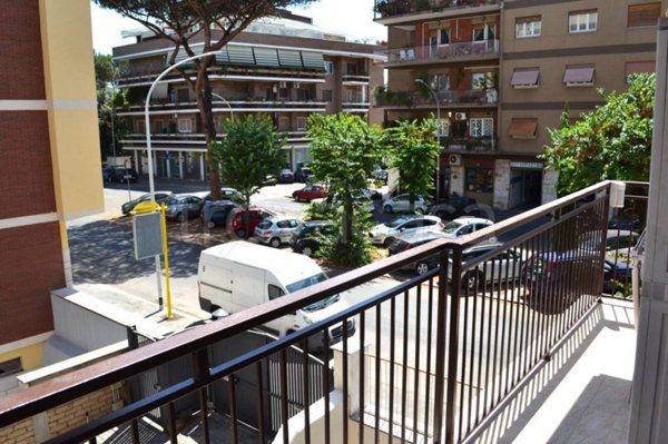 appartamento in vendita a Roma in zona Ardeatino