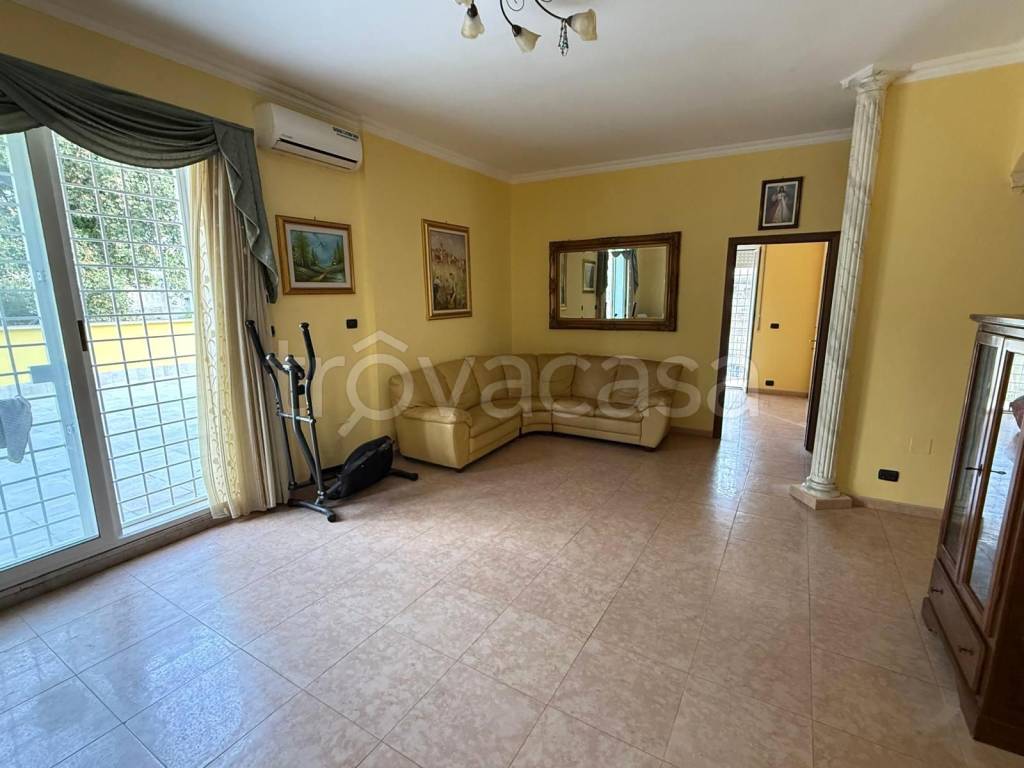 appartamento in vendita a Roma in zona Casalotti